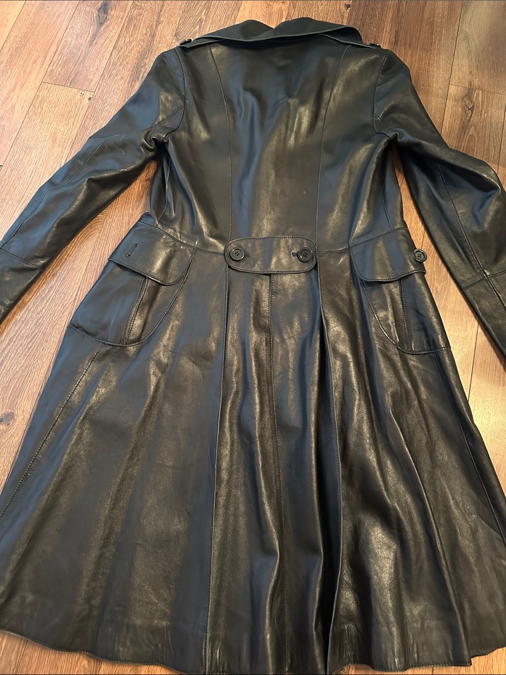Burberry London Lambskin Leather Trench Coat. Size 2 - Picture 3 of 13